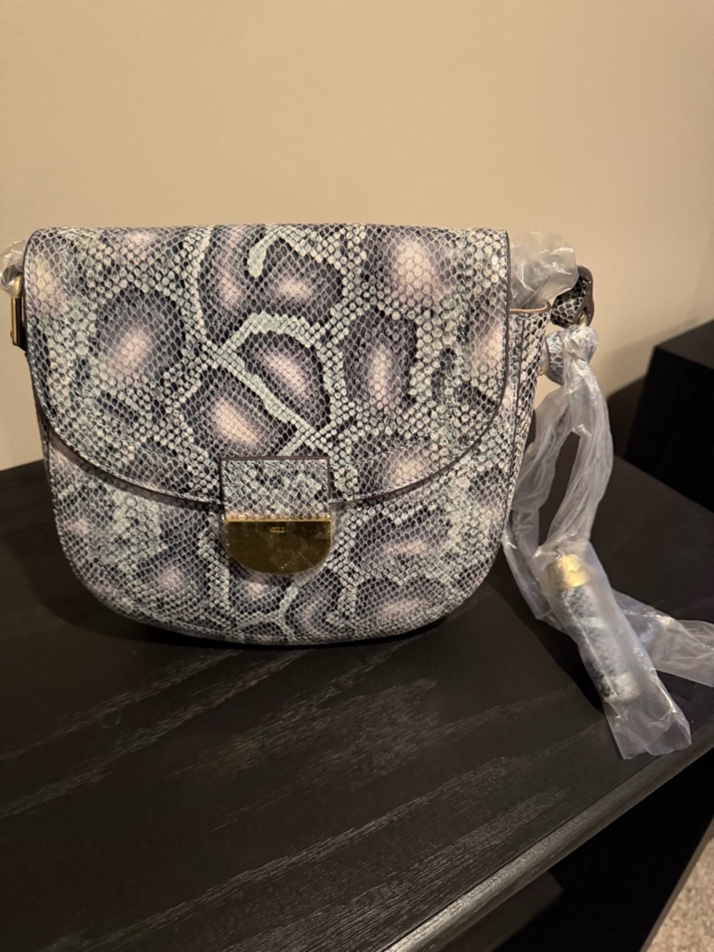 G.I.L.I. Snake-Print Leather Crossbody Bag in Gray/blue/purple